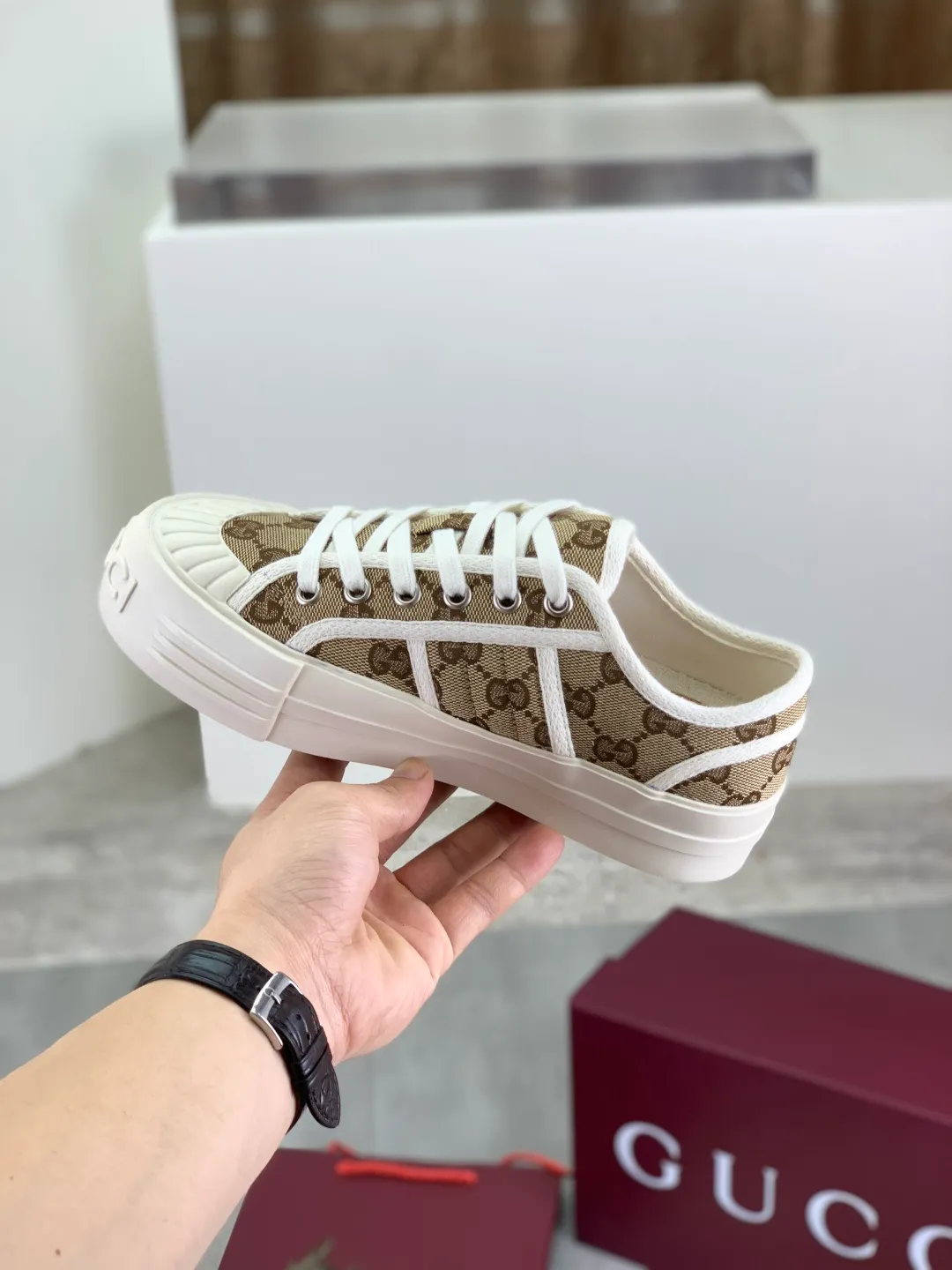 Men's shoes 💰P480 New Gucci thick-soled cloth shoes for women, high-quality version with logo patterned cloth surface, 5mm thick sole, ultra-light shoes, versatile and comfortable.  Fabric: Versatile floral fabric Lining: Versatile canvas Feet: Towel fabric Code number: 35-41 (41 customized) Packaging: Original packaging
